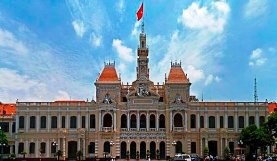 Tiếp tục đổi mới tổ chức và hoạt động của chính quyền địa phương đáp ứng yêu cầu phát triển trong giai đoạn mới