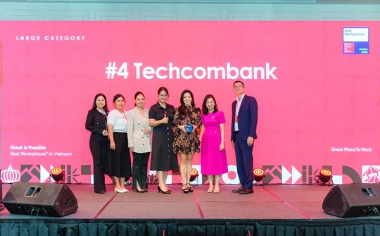 Techcombank tiếp tục lọt Top 4 Bảng xếp hạng Best Workplaces Vietnam