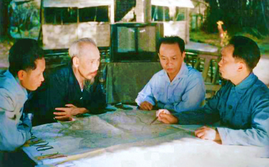 Chủ tịch Hồ Chí Minh với chiến dịch Điện Biên Phủ