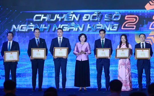 Chuyển đổi số ngành ngân hàng: Mở rộng kết nối và phát triển hệ sinh thái số