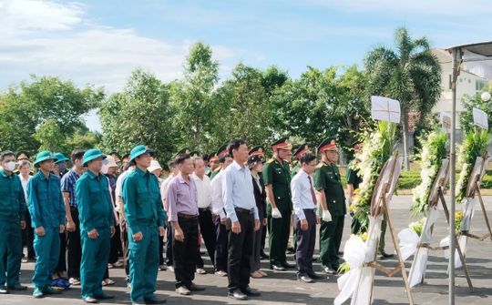 Phú Ninh: Tổ chức lễ truy điệu, an táng hài cốt liệt sỹ