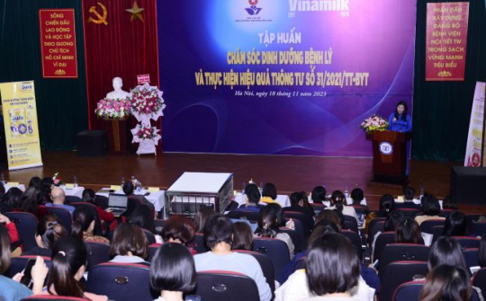 Vinamilk cùng đội ngũ điều dưỡng nâng cao hiệu quả chăm sóc sức khỏe cộng đồng