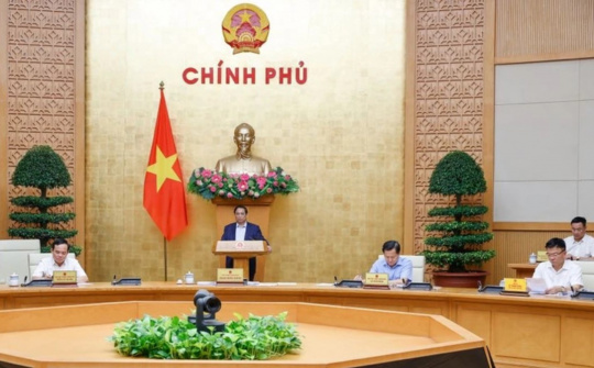 Tiếp tục thực hiện nghiêm túc đột phá chiến lược về xây dựng, hoàn thiện thể chế