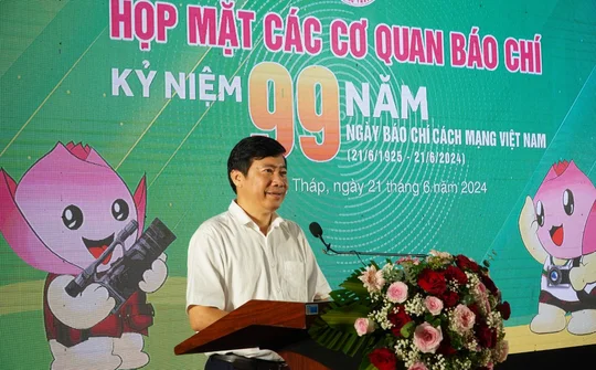 Báo chí góp phần quan trọng quảng bá hình ảnh Đất Sen Hồng