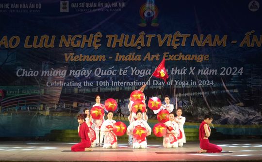 Giao lưu nghệ thuật tại Sa Pa kỷ niệm 52 năm quan hệ ngoại giao Việt Nam - Ấn Độ