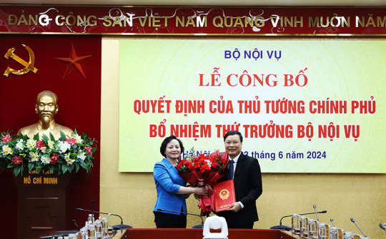 Điều động, bổ nhiệm đồng chí Trương Hải Long giữ chức vụ Thứ trưởng Bộ Nội vụ