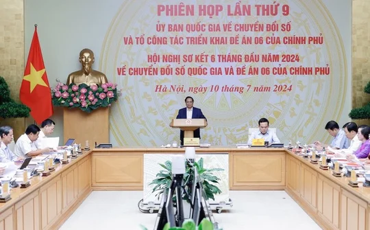 Người đứng đầu trực tiếp chỉ đạo và ưu tiên nguồn lực cho chuyển đổi số