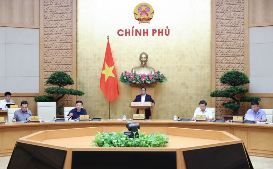 Đầu tư thời gian, nguồn lực cho công tác xây dựng pháp luật một cách kịp thời, hiệu quả, chất lượng