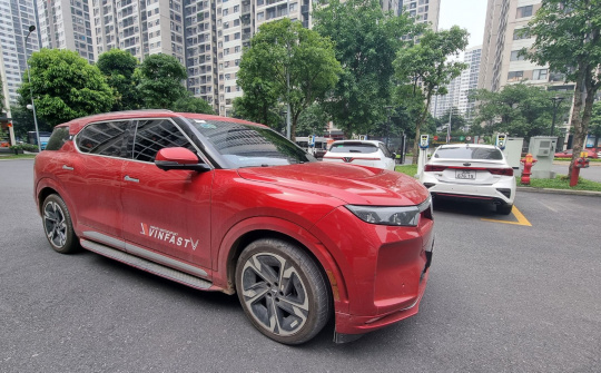 Chủ xe VinFast VF 9: ‘Vừa có trải nghiệm vượt trội, vừa không lo mất giá’