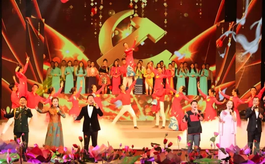 Những thành tựu nổi bật thể hiện vai trò lãnh đạo của Đảng trên lĩnh vực văn hóa giai đoạn từ 1975 tới nay