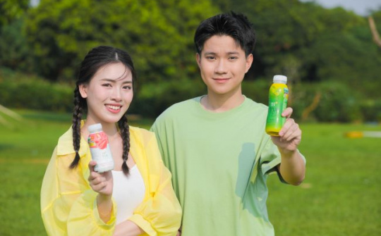 “Xoay nắp” hai thức uống TH giải nhiệt mùa hè và “săn” hơn 500.000 giải thưởng hấp dẫn