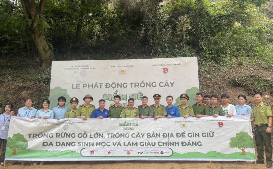 Hành trình thiện nguyện phối hợp trồng cây lâm nghiệp làm cảnh và cây bản địa quí hiếm trên địa bàn huyện Lang Chánh