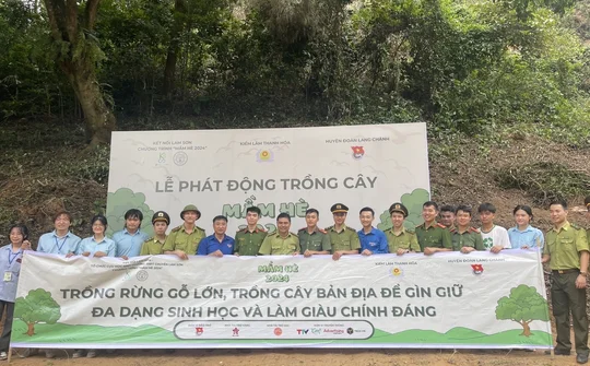 Hành trình thiện nguyện phối hợp trồng cây lâm nghiệp làm cảnh và cây bản địa quí hiếm trên địa bàn huyện Lang Chánh