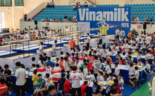 Vinamilk truyền cảm hứng về phát triển bền vững qua cuộc thi Robot lớn nhất năm dành cho học sinh cả nước