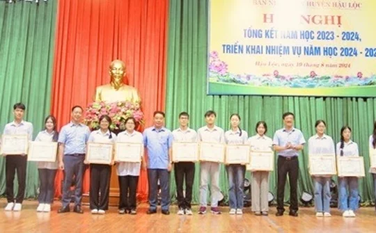Hậu Lộc: Hội nghị tổng kết năm học 2023-2024 và triển khai nhiệm vụ năm học mới