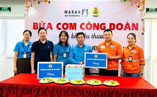 Bữa cơm Công đoàn ấm lòng người lao động tại Công ty Núi Pháo