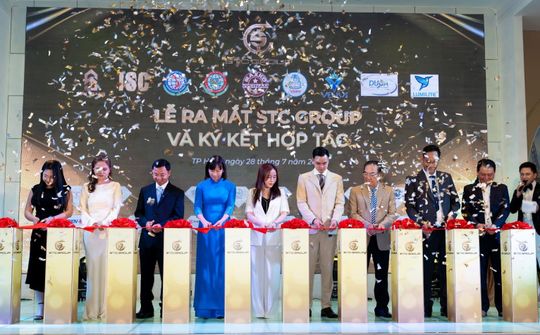 Lễ ra mắt STC Group