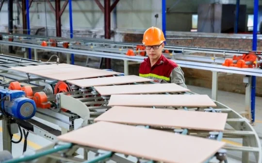 Tạo điều kiện cho các doanh nghiệp đầu tư sản xuất vật liệu xây dựng