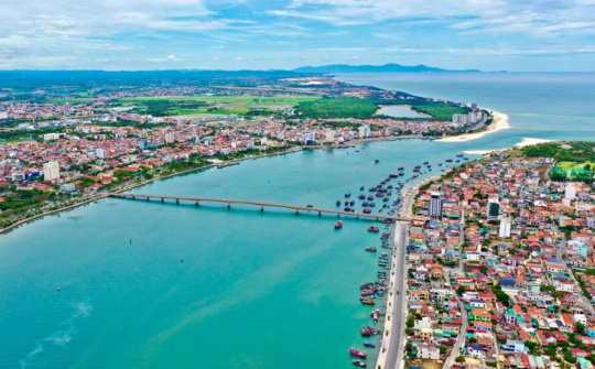 Quảng Bình ưu tiên thực hiện các dự án kết cấu hạ tầng tạo sức lan tỏa lớn