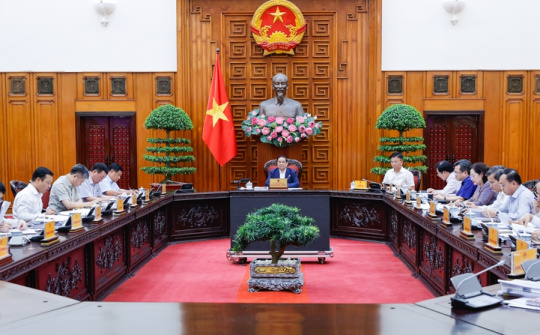 Tập trung tối đa nguồn lực về con người, cơ sở vật chất, tài chính cho công tác sửa đổi các dự án luật