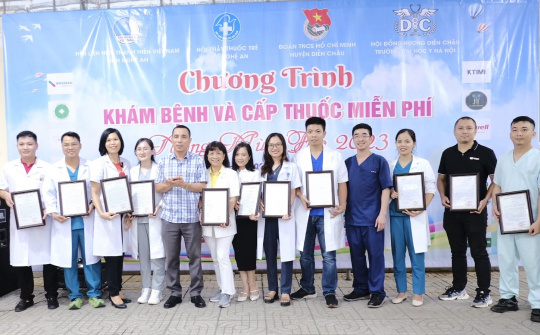 Nghệ An: Khám bệnh tổng quát và cấp thuốc miễn phí cho người dân xã Diễn Kim, huyện Diễn Châu