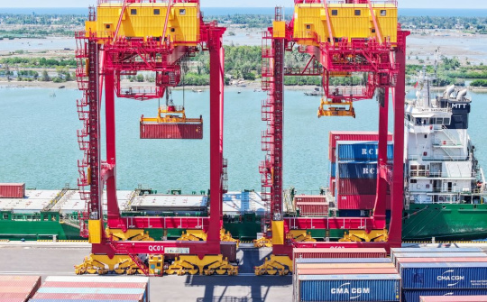 Thaco xuất khẩu thân xe sơn màu và linh kiện xe Kia New Carnival sang Ấn Độ