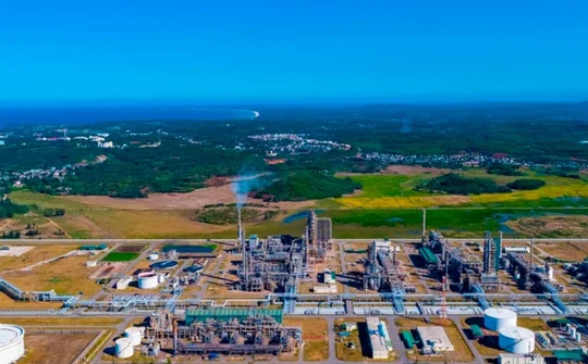 Khám phá Nhà máy lọc dầu Dung Quất - nơi bơm “máu” cho nền kinh tế