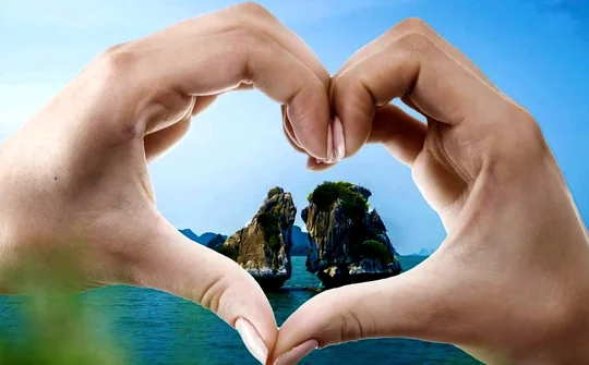Hoàn thiện chính sách phát triển du lịch bền vững tại Việt Nam