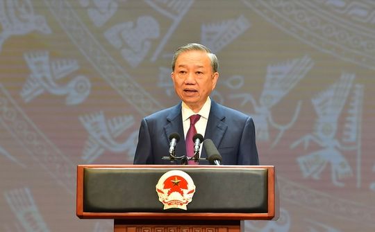 Tổng Bí thư, Chủ tịch nước: Chuyển đổi số, đưa đất nước bước vào kỷ nguyên mới