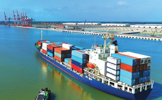Import-export recovery prompts maritime growth