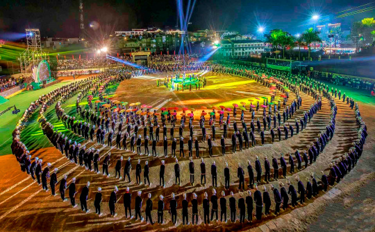 Tăng cường đồng thuận xã hội trước tác động của phân hóa giàu - nghèo ở nước ta hiện nay