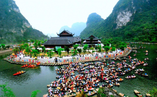 Ninh Binh actively improves investment and business environment