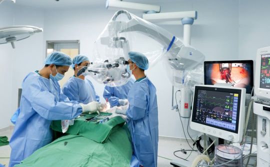 Đắk Lắk: Thêm hy vọng cho người dân trong điều, trị bệnh lý sọ não, cột sống