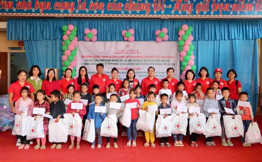 Hội Chữ thập đỏ huyện Thanh Trì: Khẳng định vai trò tích cực trong việc xây dựng một xã hội nhân ái và đoàn kết
