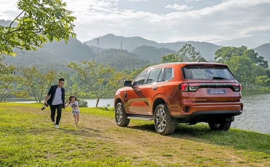 Ford Việt Nam nâng cấp gói công nghệ mới cho Everest phiên bản Titanium 4x2