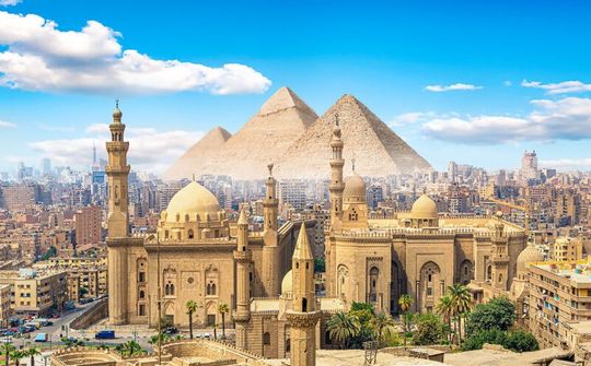 Tác giả Việt tham dự Hội chợ sách quốc tế Cairo, Ai Cập 2025
