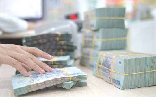 Việt Nam: Tăng trưởng tín dụng năm 2024 vượt 15%
