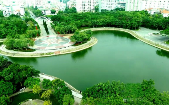 Hoàn thiện quy định về quản lý, khai thác công viên, cây xanh và mặt nước đô thị