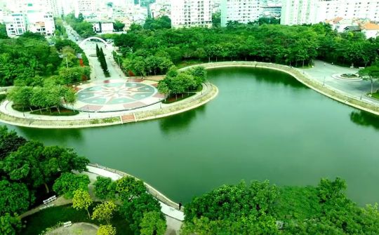 Hoàn thiện quy định về quản lý, khai thác công viên, cây xanh và mặt nước đô thị