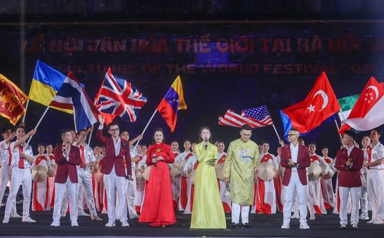 Lễ hội Văn hoá thế giới tại Hà Nội: Kết nối-sẻ chia-lan tỏa yêu thương