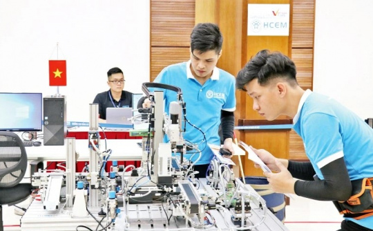 Đổi mới giáo dục nghề nghiệp: Từ ưu đãi chính sách đến bứt phá tự chủ