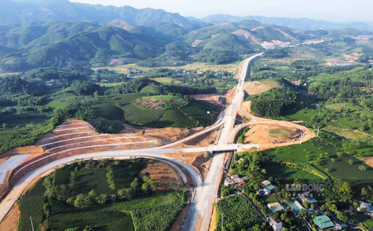 Đẩy nhanh tiến độ 4 dự án đường bộ cao tốc trọng điểm phía Bắc