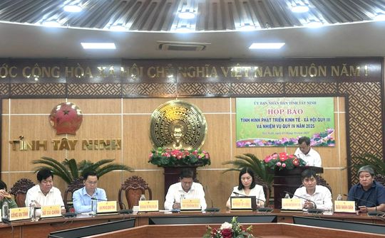 Tây Ninh dẫn đầu Đông Nam Bộ về tăng trưởng kinh tế 9 tháng đầu năm 2025
