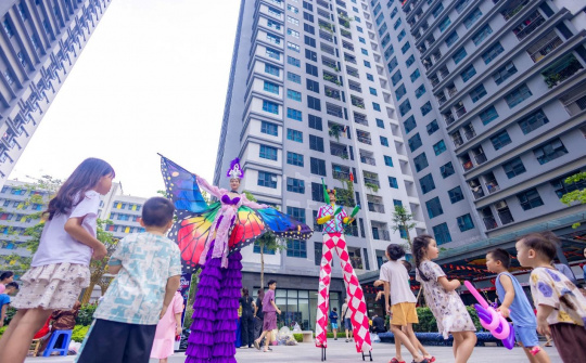 Sắc màu trung thu trong khu đô thị hiện đại