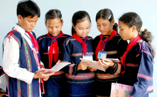 Bảo tồn tiếng nói, chữ viết của đồng bào dân tộc thiểu số