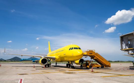 Vietravel Airlines chung tay hướng về miền Trung