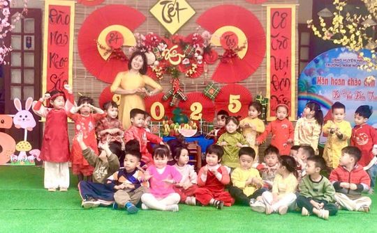Lấy trẻ làm trung tâm – hướng đi bền vững của Trường Mầm non Minh Lộc