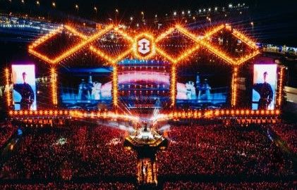 Việt Nam từ “thị trường khán giả” đến điểm dừng chân của những World tour toàn cầu