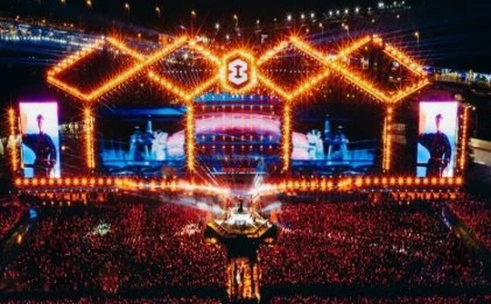 Việt Nam từ “thị trường khán giả” đến điểm dừng chân của những World tour toàn cầu