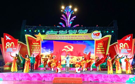 Tỏa sáng hình ảnh Đồng Tháp tại Liên hoan Nghệ thuật quần chúng Khu dân cư toàn quốc 2025